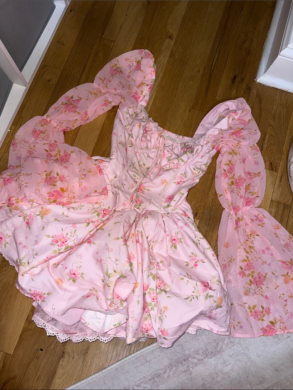 Pink Floral Puff-Sleeve Dress